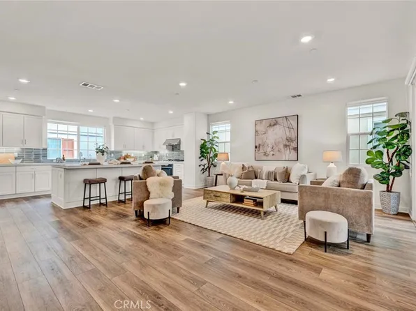 1070 N Anaheim Blvd Unit 1, Anaheim, CA 92801