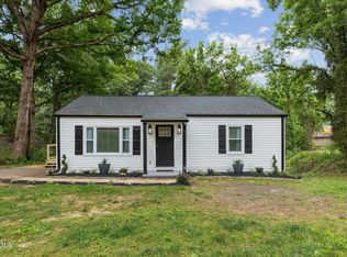 2505 Roxford Dr, Johnson City, TN 37604