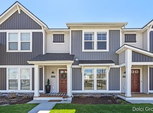 6722 Promenade St, Rockford, MI 49341