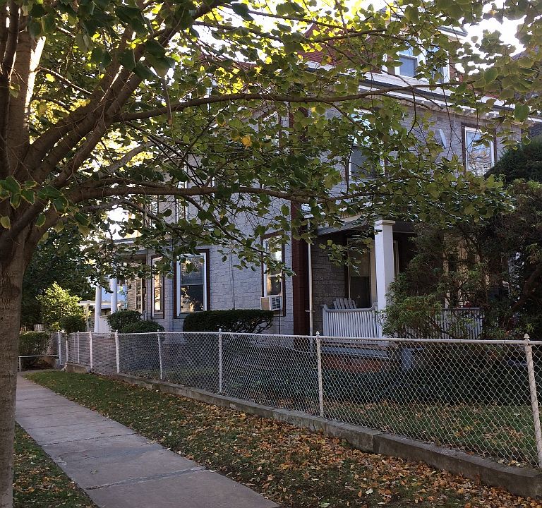 2nd image of 8901 120th St