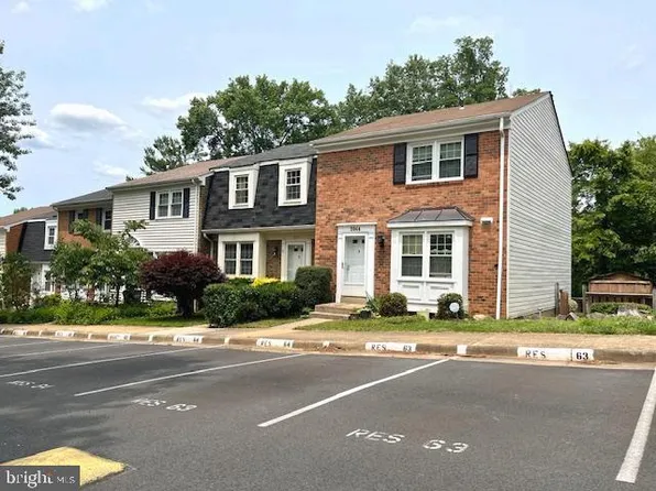 5044 Head Ct, Fairfax, VA 22032