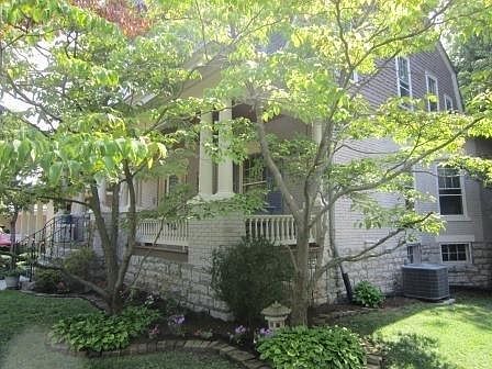 4th image of 644 Elsmere Park