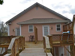 930 W End Blvd APT B, Winston Salem, NC 27101