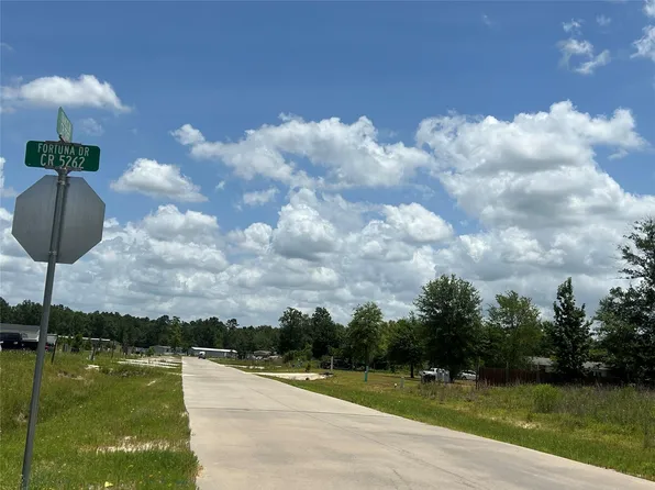 1382 Road 5263, Cleveland, TX 77327