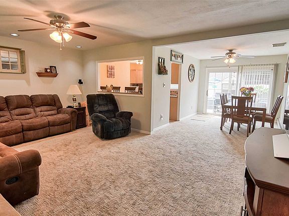 2nd image of 16 Holly Hill Ln