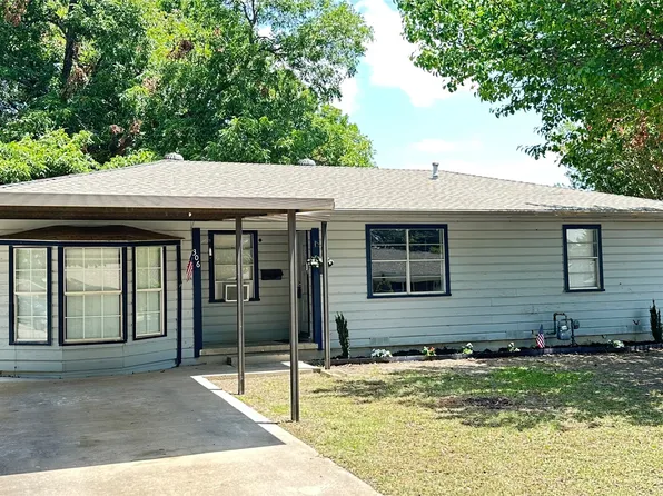 306 Sherry Ln, Farmersville, TX 75442