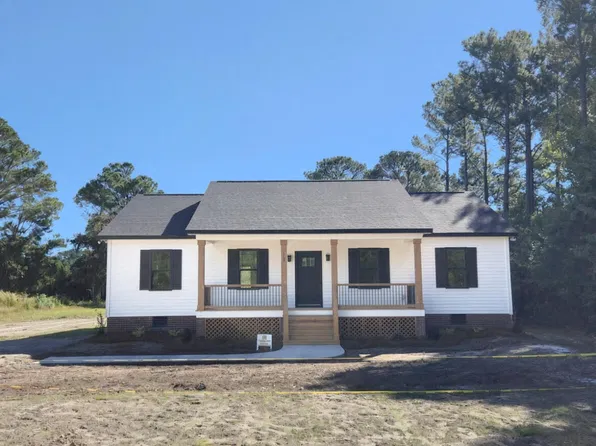 112 Fir Ridge Lane, Beaufort, NC 28516