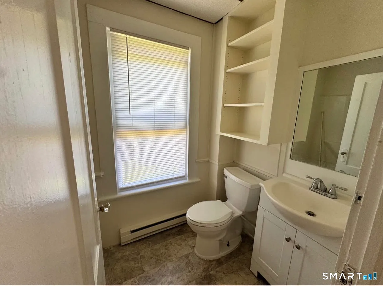 57 Rhodes St — Photo 3