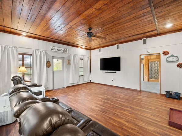 297 Fcr #441, Fairfield, TX 75840