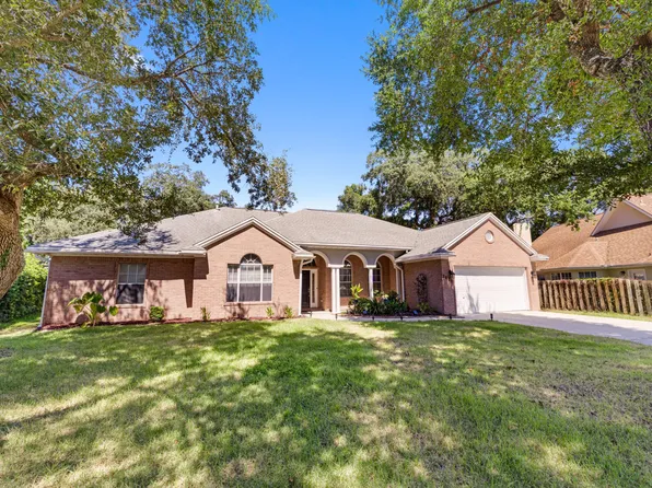 2809 Lee Trevino Ct, Shalimar, FL 32579