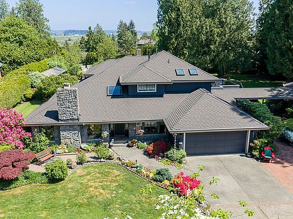 2nd image of 3892 155th St
