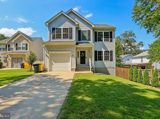 668 219th St, Pasadena, MD 21122