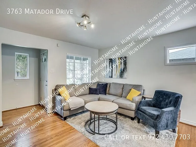 3763 Matador Dr — Photo 2