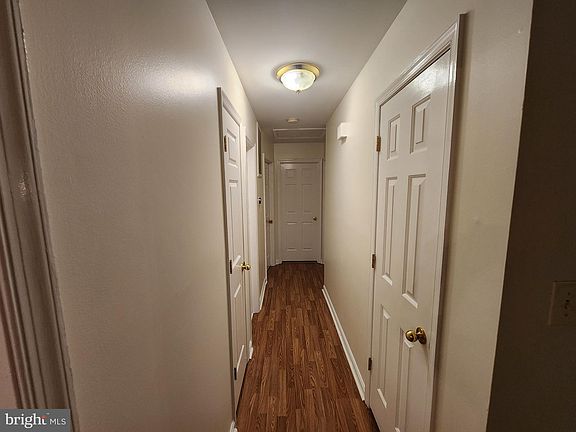 3rd image of 6815 Estate Ln
