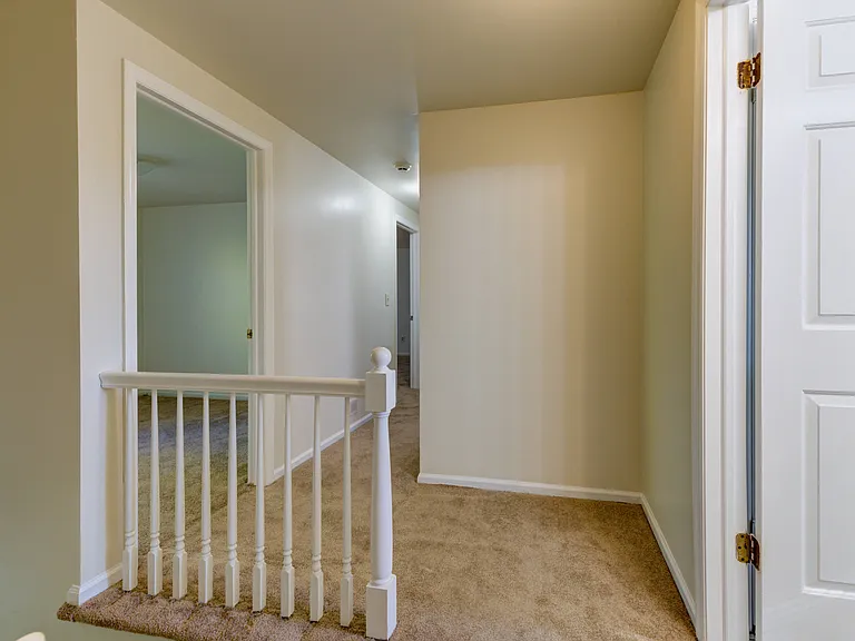 13 Cloverfield Dr — Photo 27