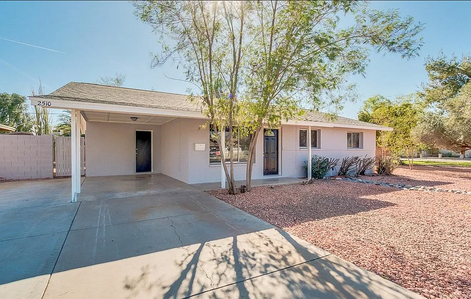 3 bed, 1578 sqft, $2,795 — Photo 2