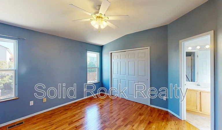 8315 Saint Helena Dr — Photo 11