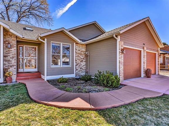 3rd image of 840 Ridgewood Ct