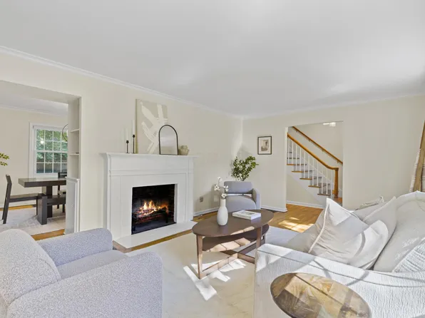 893 Francis Ave, Columbus, OH 43209