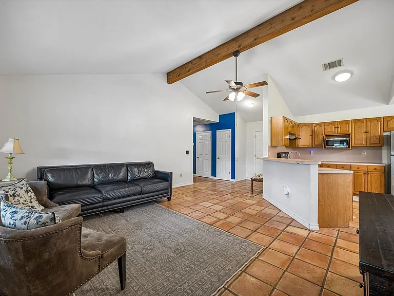 420 High Mesa Dr — Photo 4