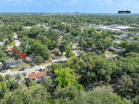 3rd image of 149 Oakwood Dr