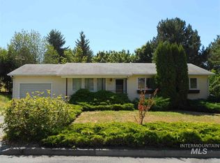621 E F St, Moscow, ID 83843