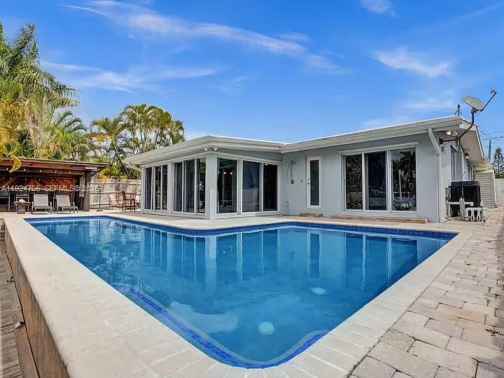 2525 Gulfstream Ln — Photo 19