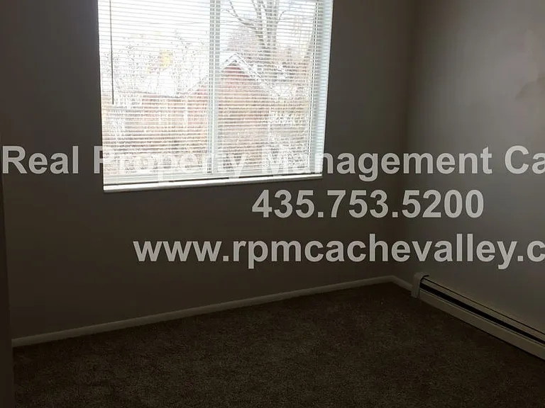 360 N 400 W — Photo 2