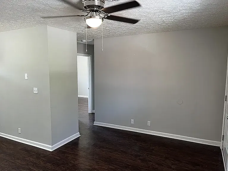 1200 Wh Davis Dr — Photo 4