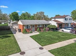 30950 Grandview Ave, Westland, MI 48186