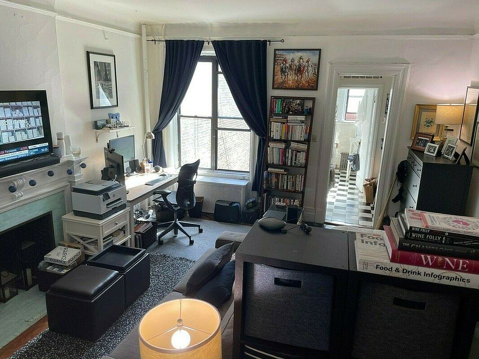 2nd image of 68 W 85th St #6