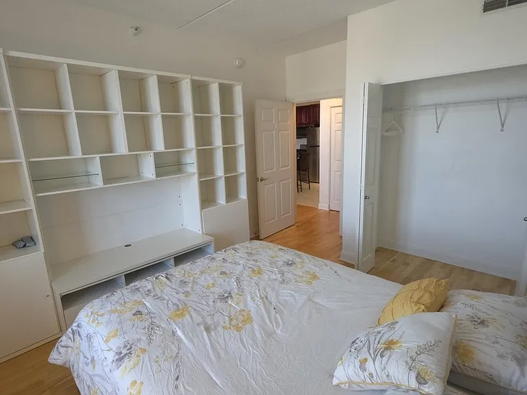 4330 N Neva Ave #305 — Photo 18
