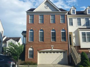 42689 Sandman Ter, Chantilly, VA 20152