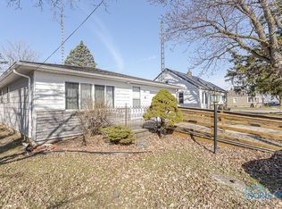 813 N Main St, Bryan, OH 43506