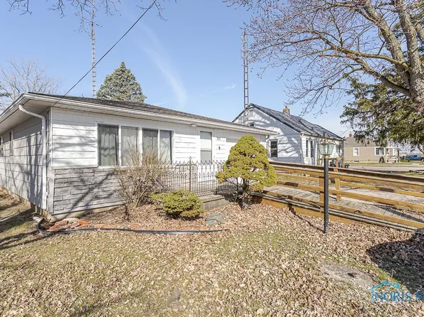 813 N Main St, Bryan, OH 43506