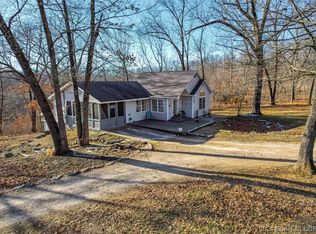 20 Blue Bird Rd, Eldon, MO 65026