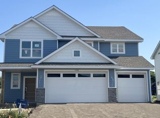 2590 Green Ash Ave, Shakopee, MN 55379