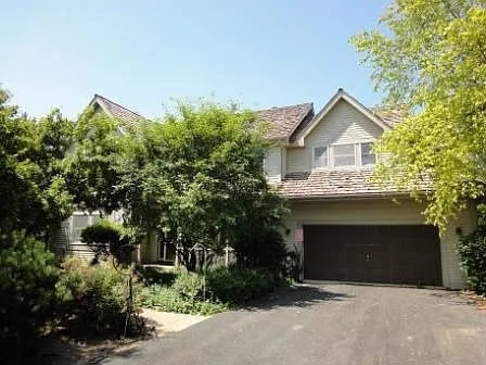203 Jamestowne Rd photo 1