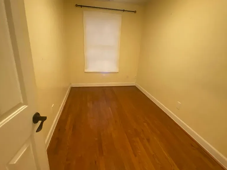 377 E Madison Ave — Photo 12