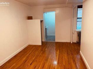 276 W 71st St #2, New York, NY 10023