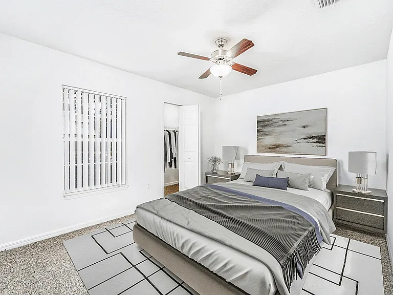 Brookwood Forest Apartments — Photo 44
