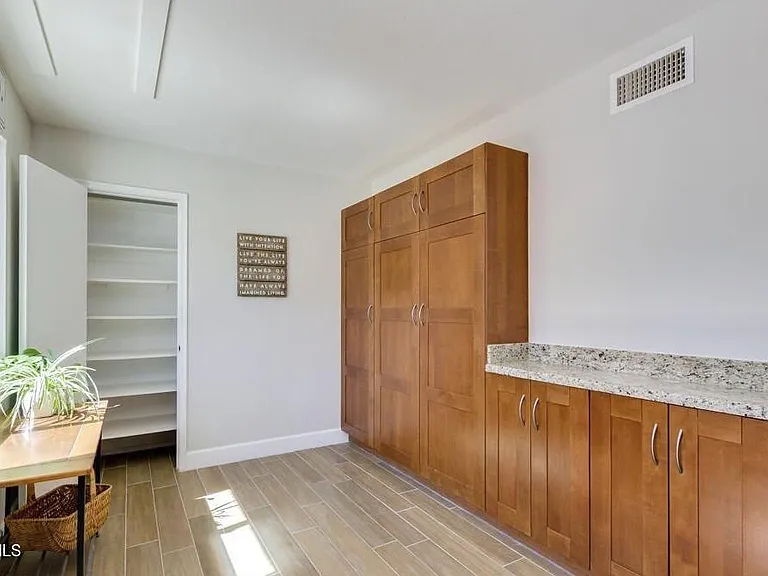 6601 E Thunderbird Rd — Photo 27