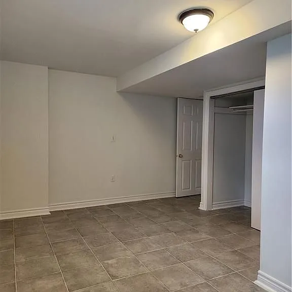 26 Stewart Ave #LOWER — Photo 9