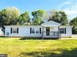310 Jasmine Ln, Martinsburg, WV 25401