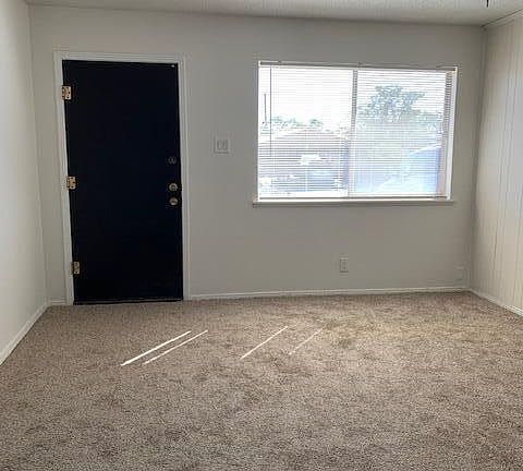 2nd image of 305 Gladys Ave