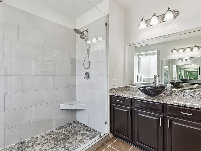 16420 Dry Creek Blvd — Photo 23
