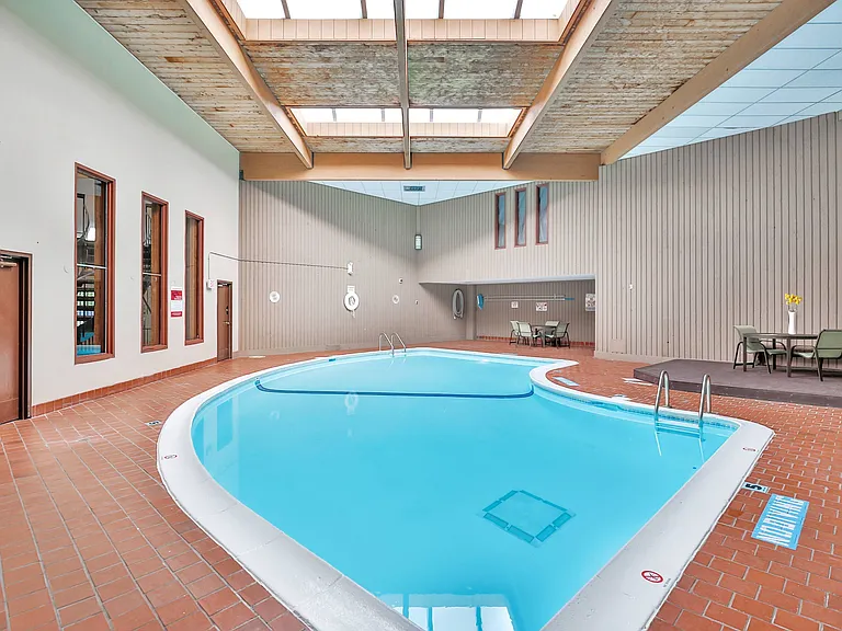 Eagle Pointe | St.Paul | Indoor Pool