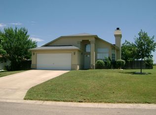 101 Alambre Dr, Del Rio, TX 78840