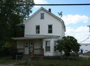 16 Crown St, Nashua, NH 03060