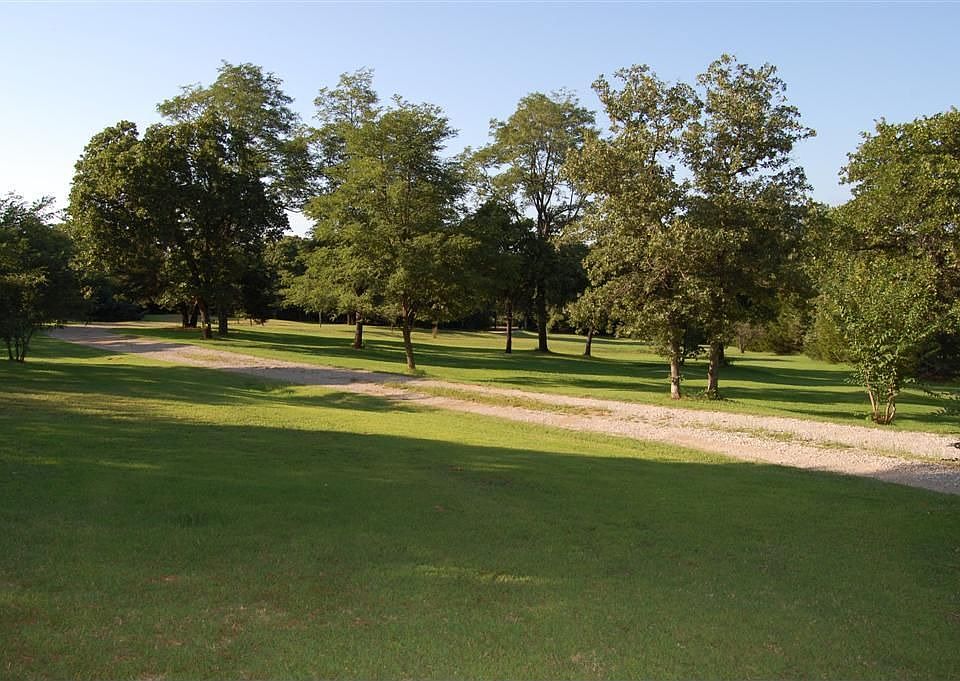 Front yard and Entry